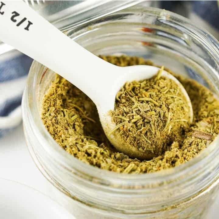 Poultry Seasoning Substitute Smells Like Delish