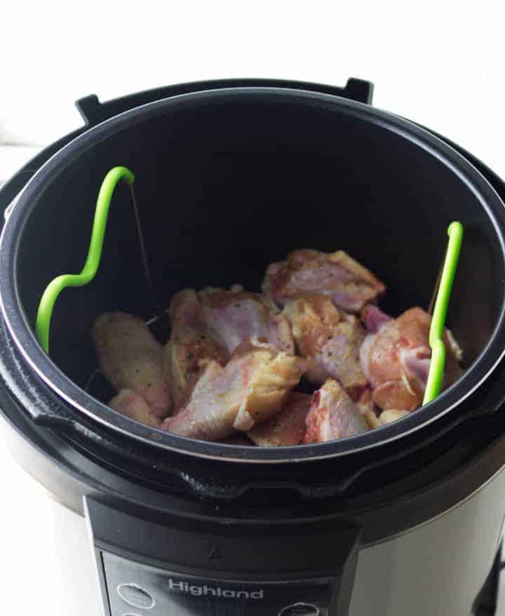 raw chicken wings in the instant pot.