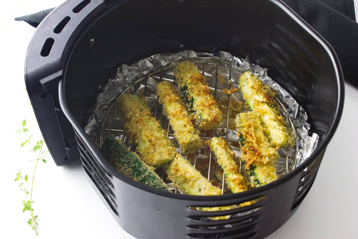 zucchini fries cooked in the air fryer.