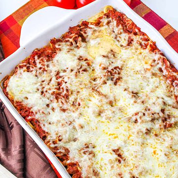 TikTok Spaghetti Alfredo Bake Casserole | Smells Like Delish