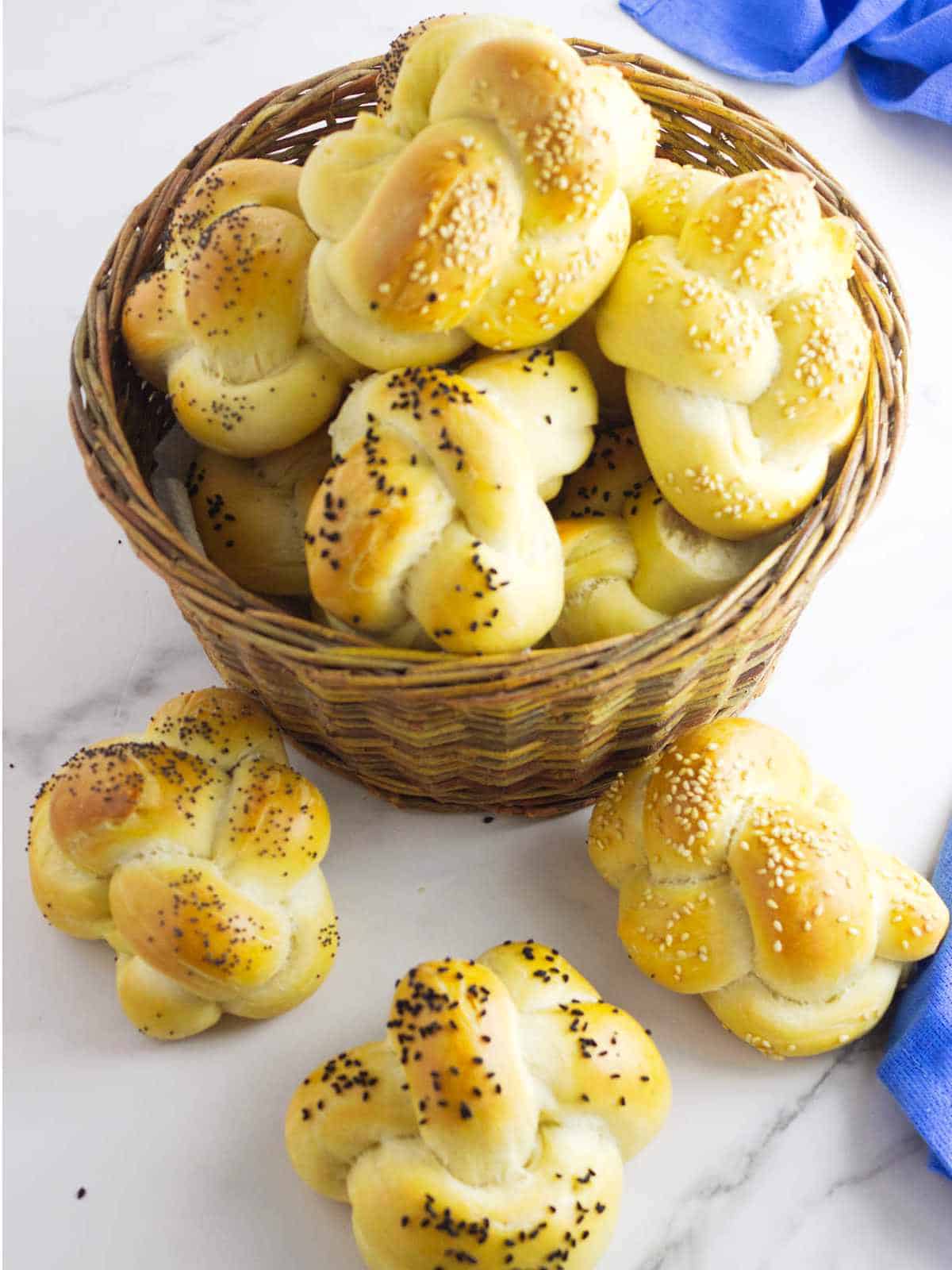Basket of challah rolls.