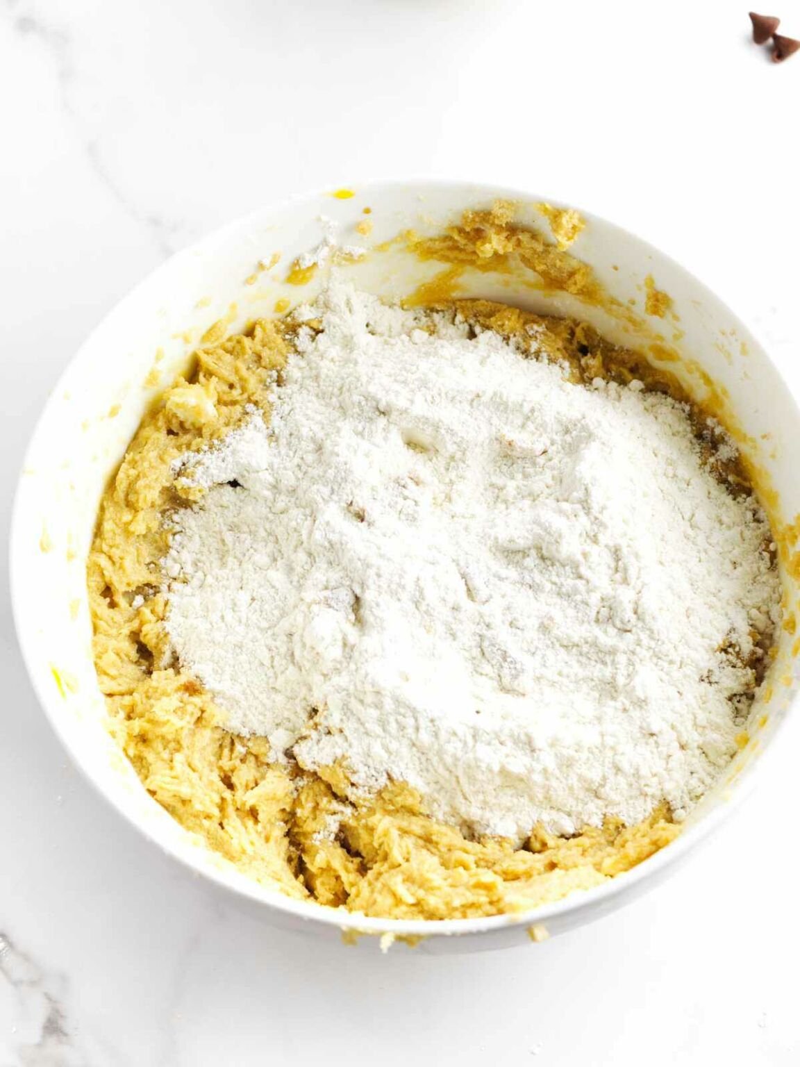 Bakery Style Chocolate Chip Cookies Smells Like Delish