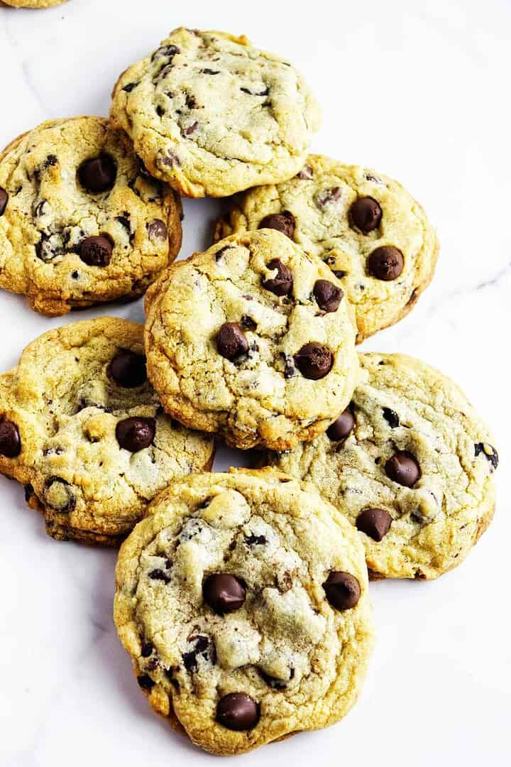 Bakery Style Chocolate Chip Cookies Smells Like Delish