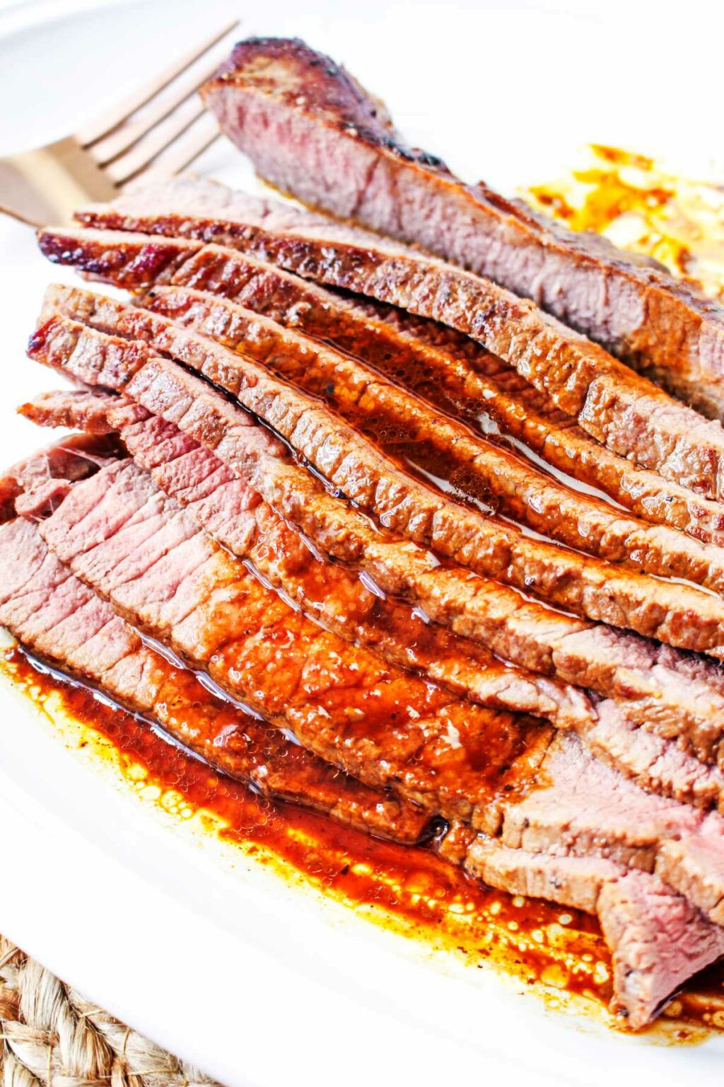 Cast Iron Flank Steak Smells Like Delish