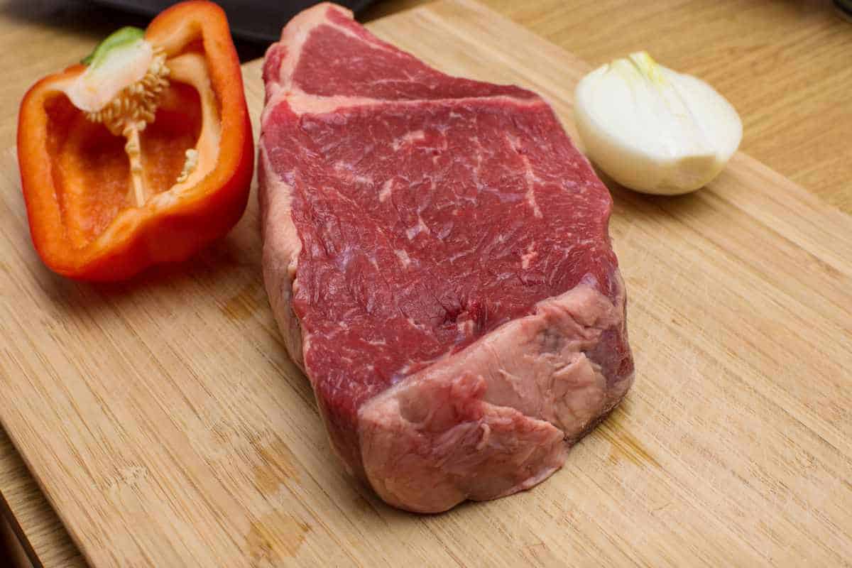 ingredients for steak fajitas.