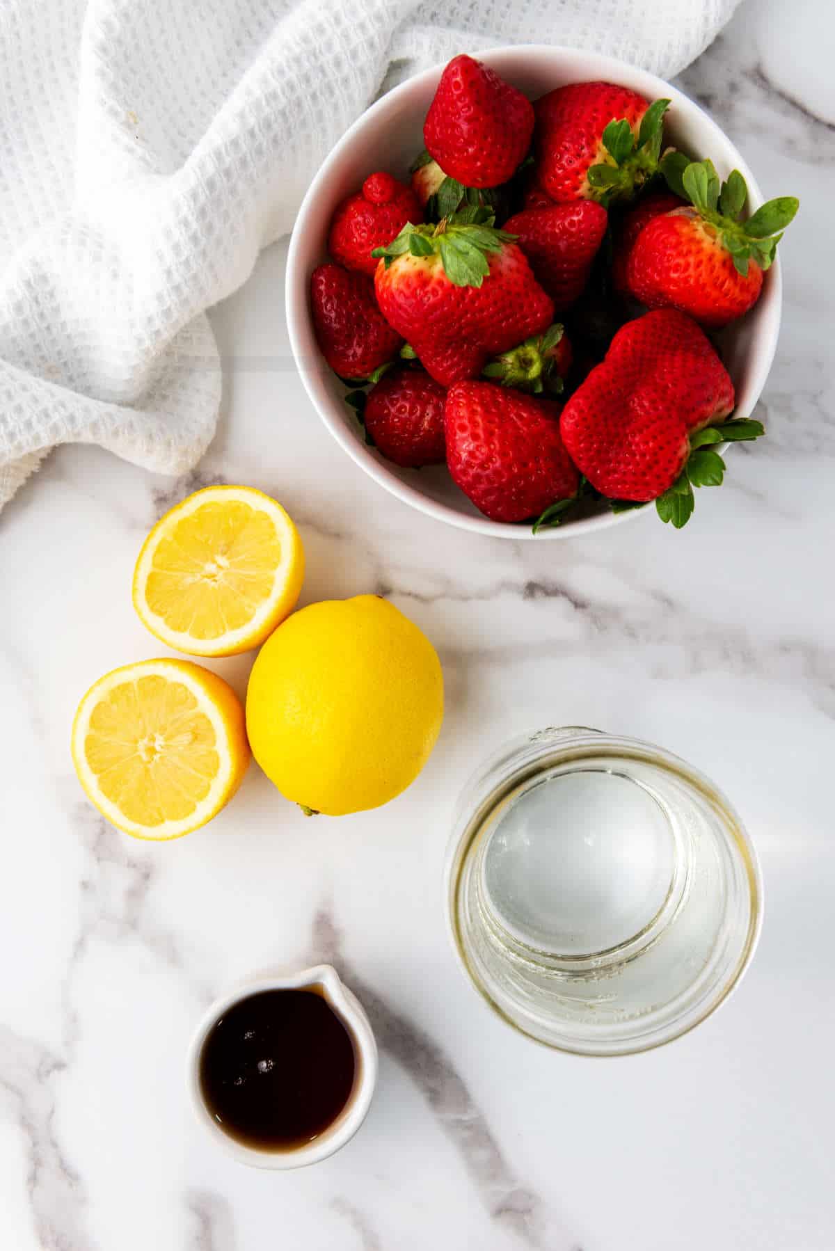 ingredients for strawberry popsicles.