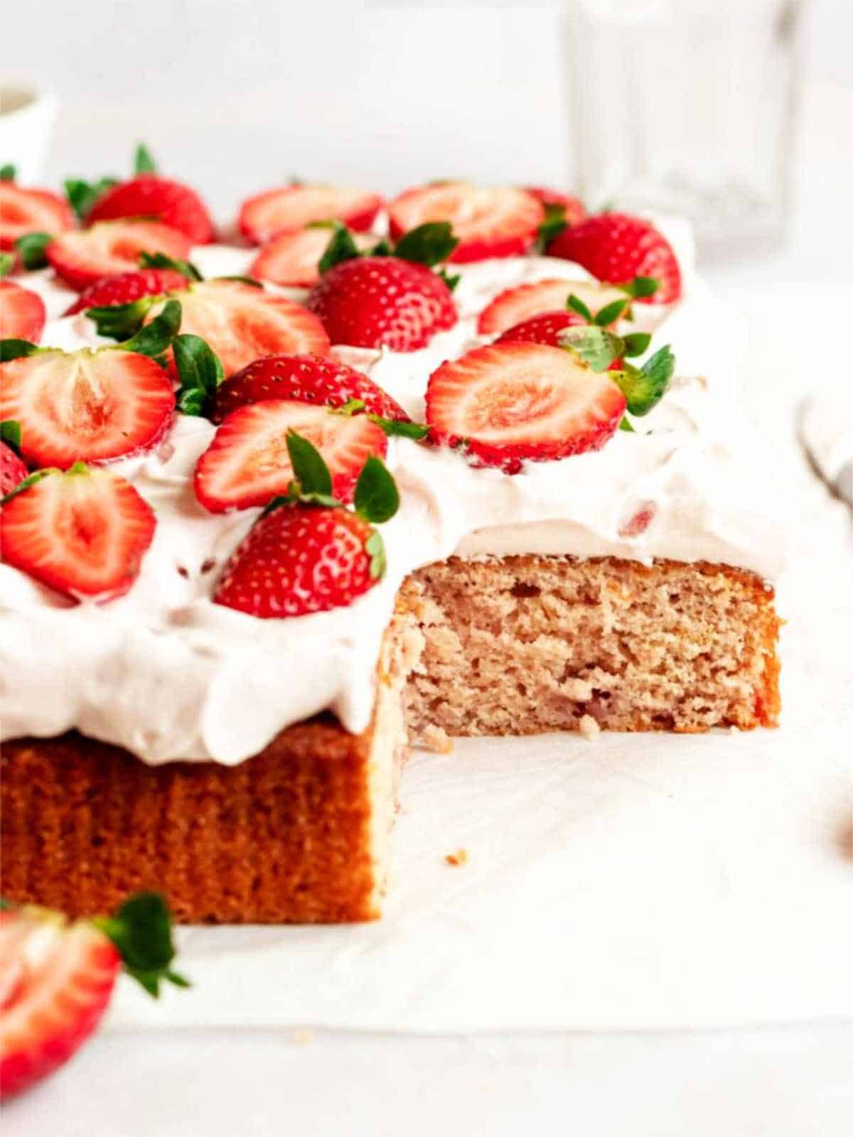 berry cake strawberry dessert recipes.