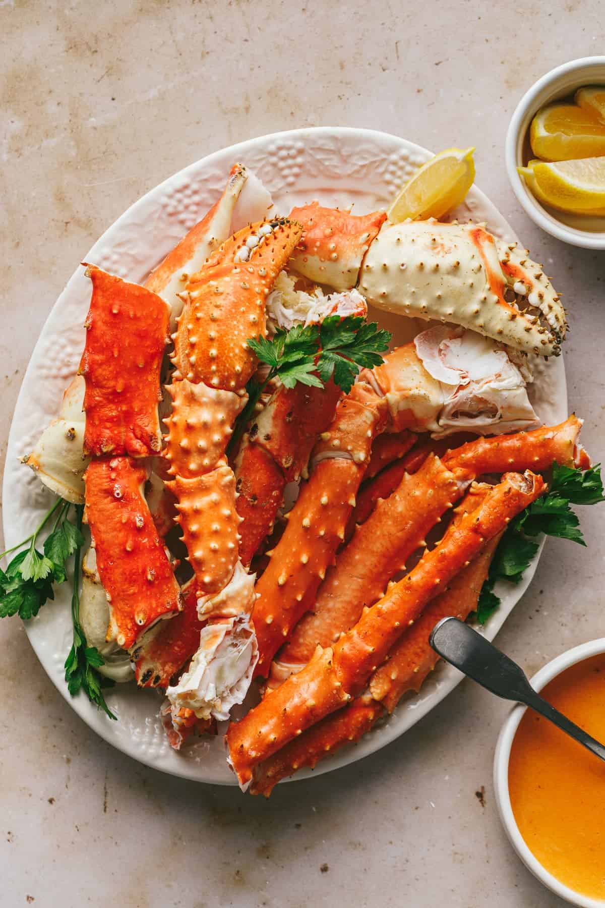 recipes for father's day: King Crab legs with butter sauce.