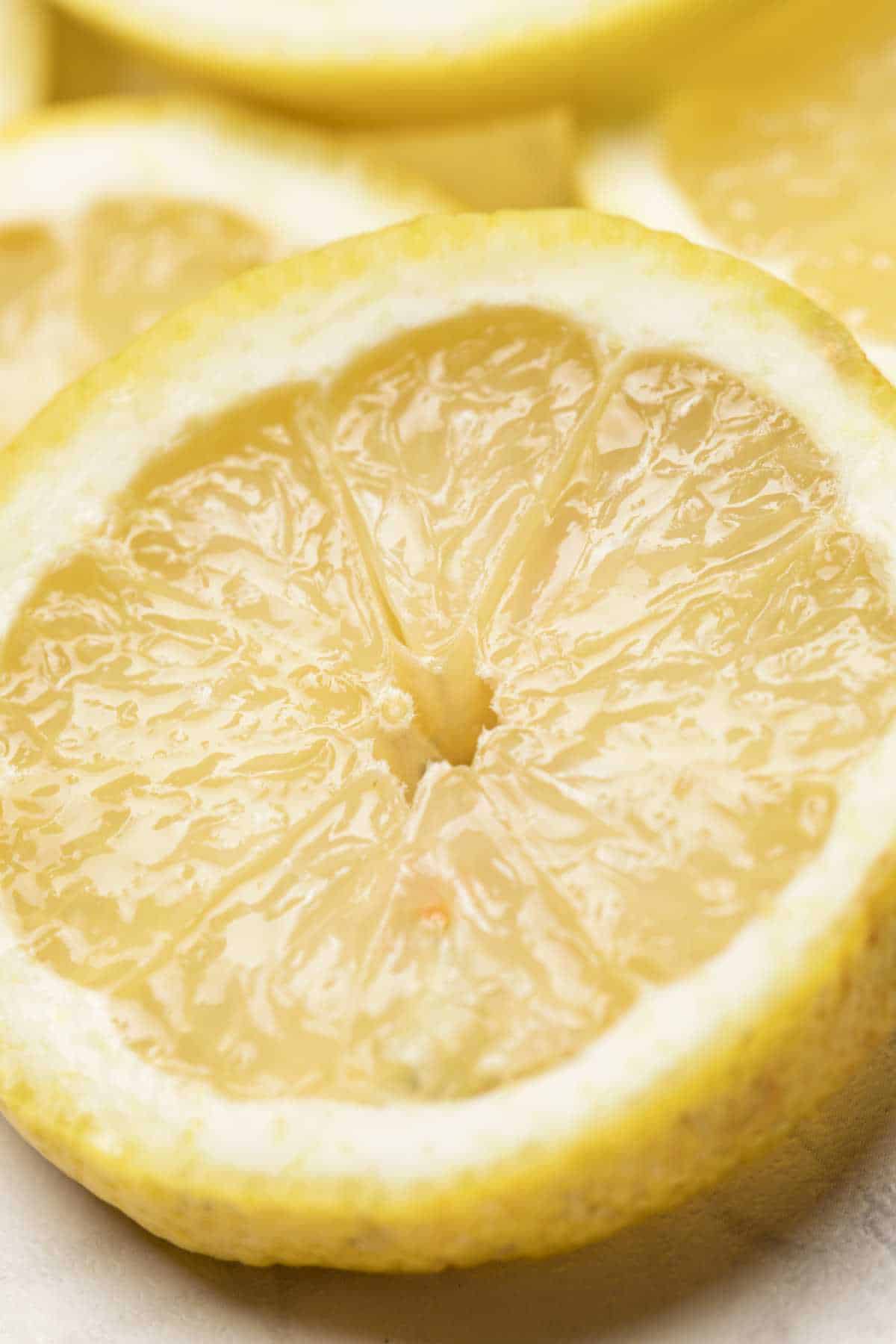 fresh, ripe lemon slices.