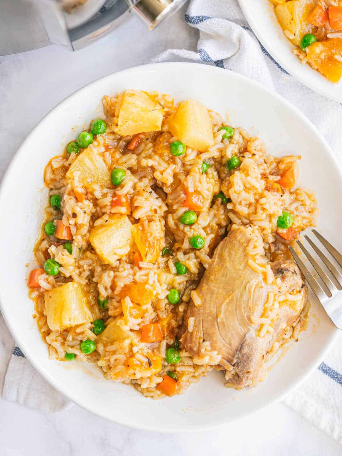 Instant Pot Hawaiian chicken and rice one pot meal.