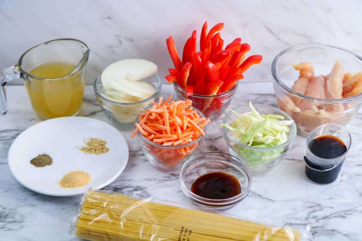 ingredients for chicken lo mein.