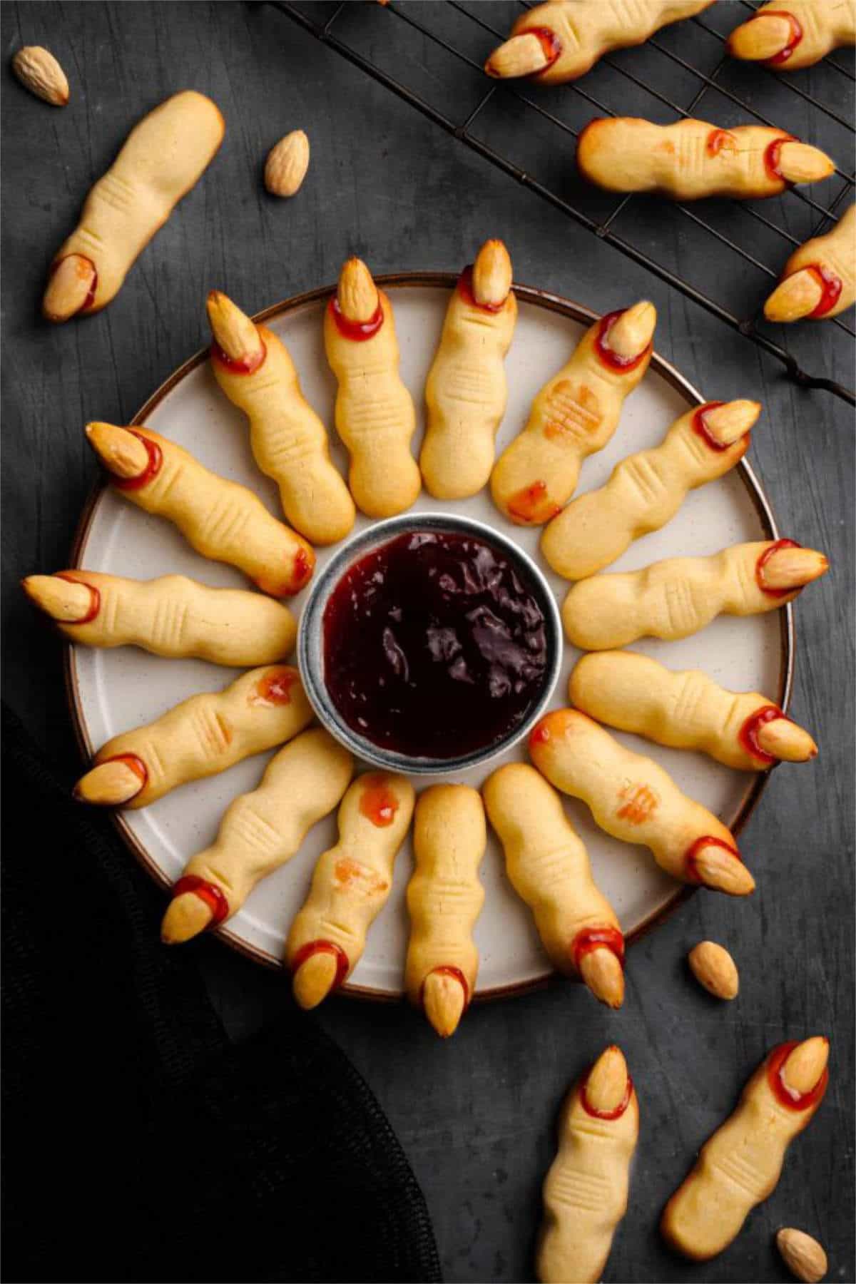 spooky halloween treats, Witch Finger Cookies (without food coloring!).