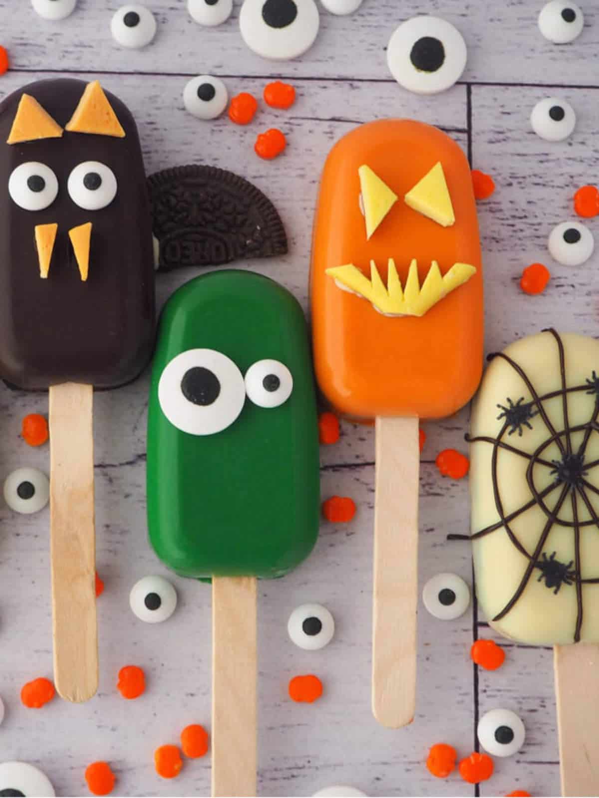 spooky halloween treats, Halloween cakesicles.