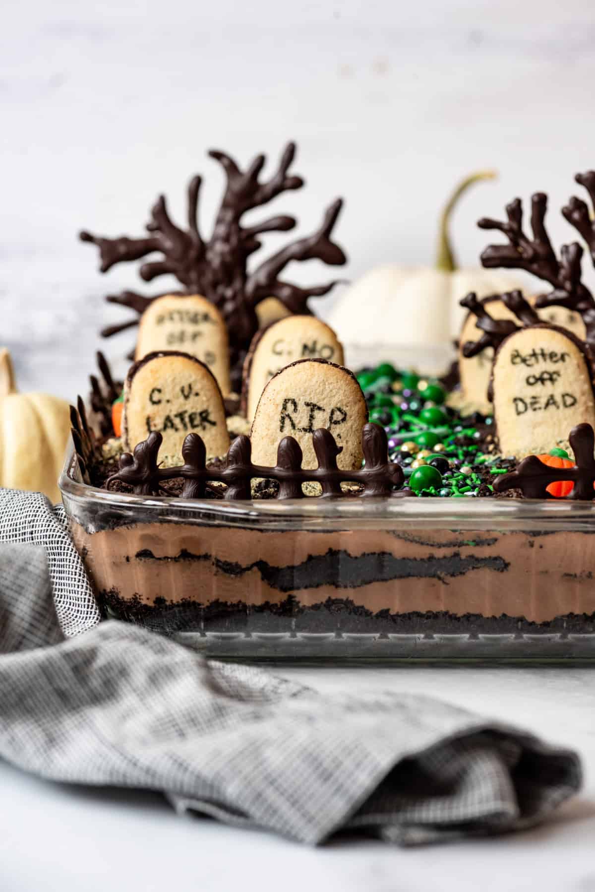 spooky halloween treats, Graveyard Dirt Cake.