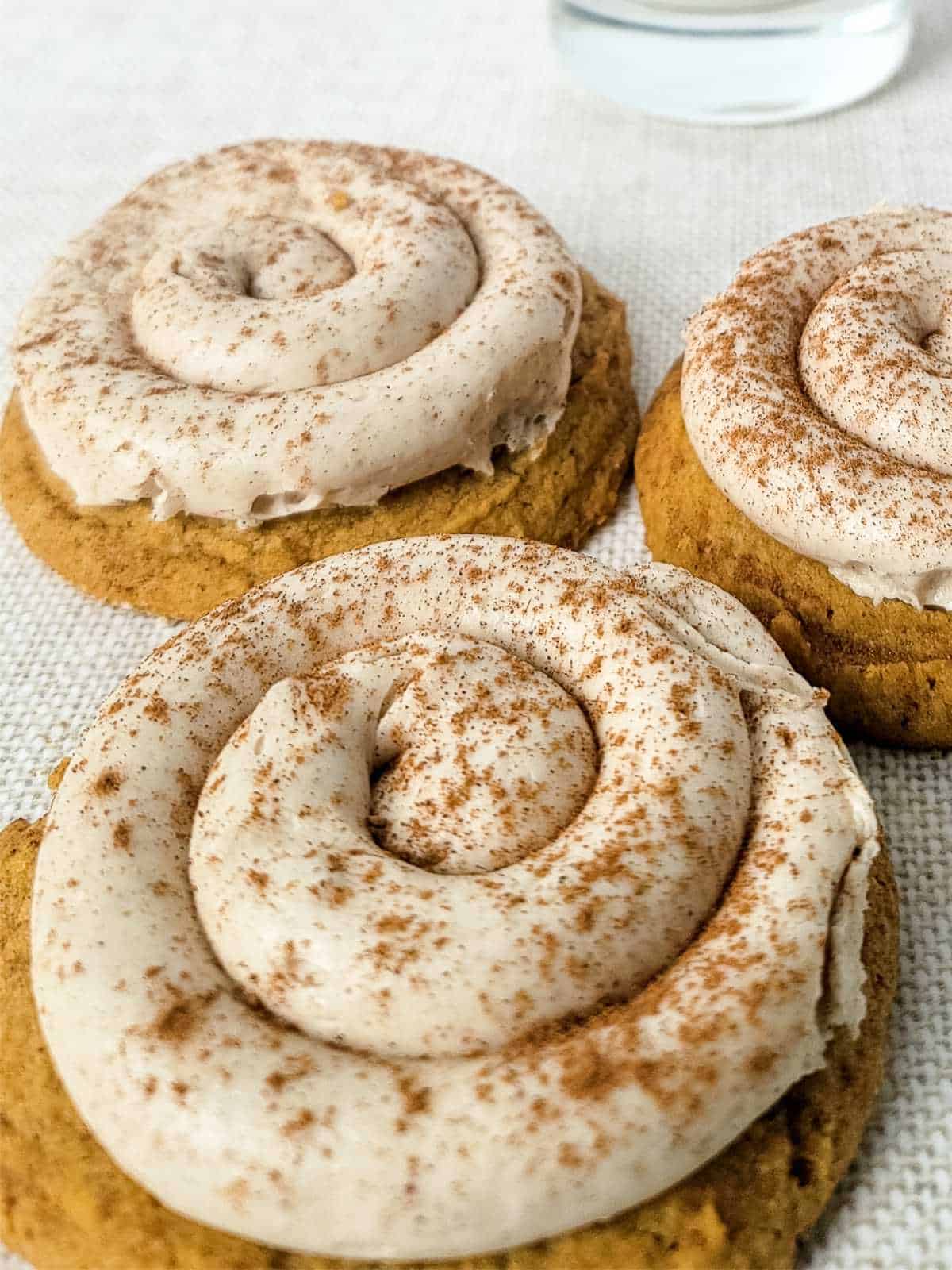 copycat Crumbl pumpkin cookies.